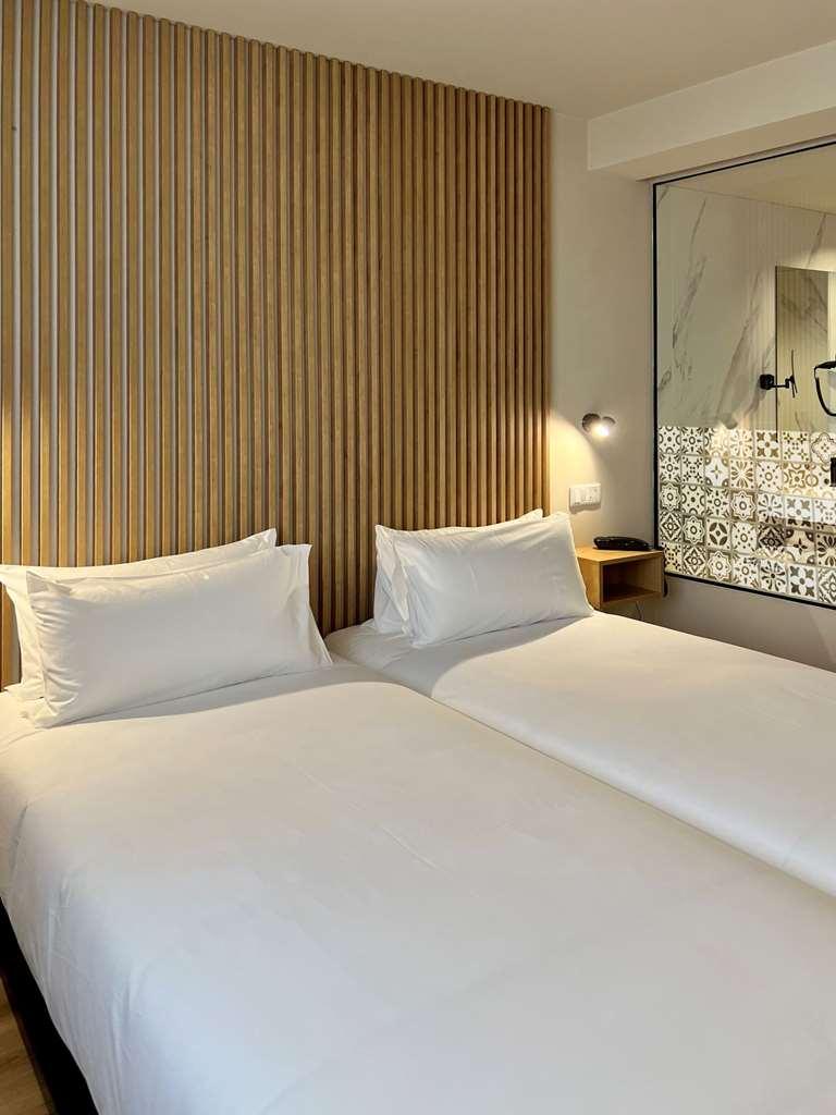 Room Select Porto Room photo